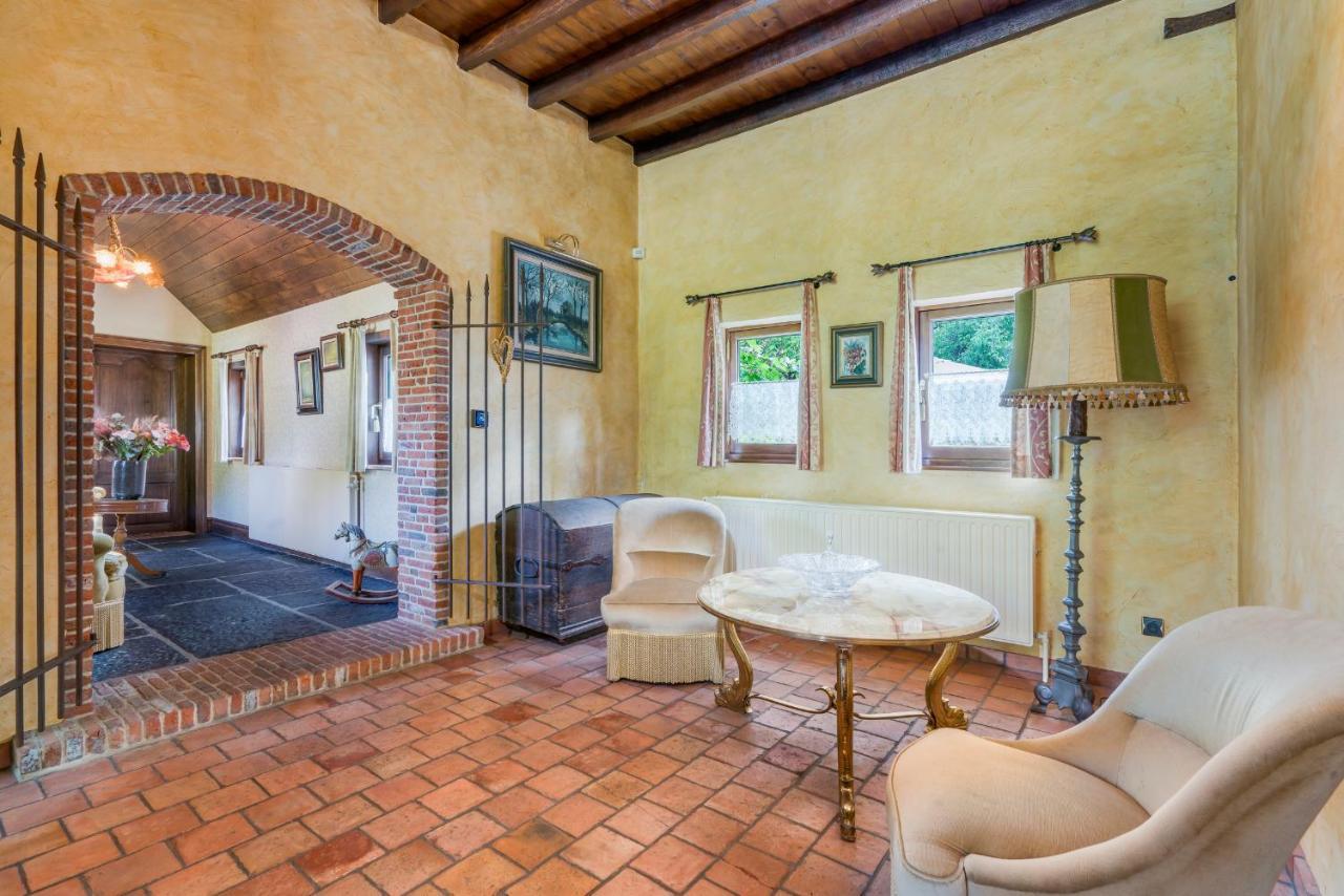 Fantastische Vakantiewoning Aan Het Bos Wingene Bagian luar foto