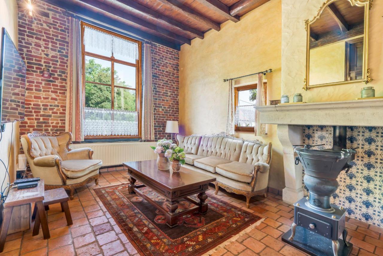 Fantastische Vakantiewoning Aan Het Bos Wingene Bagian luar foto